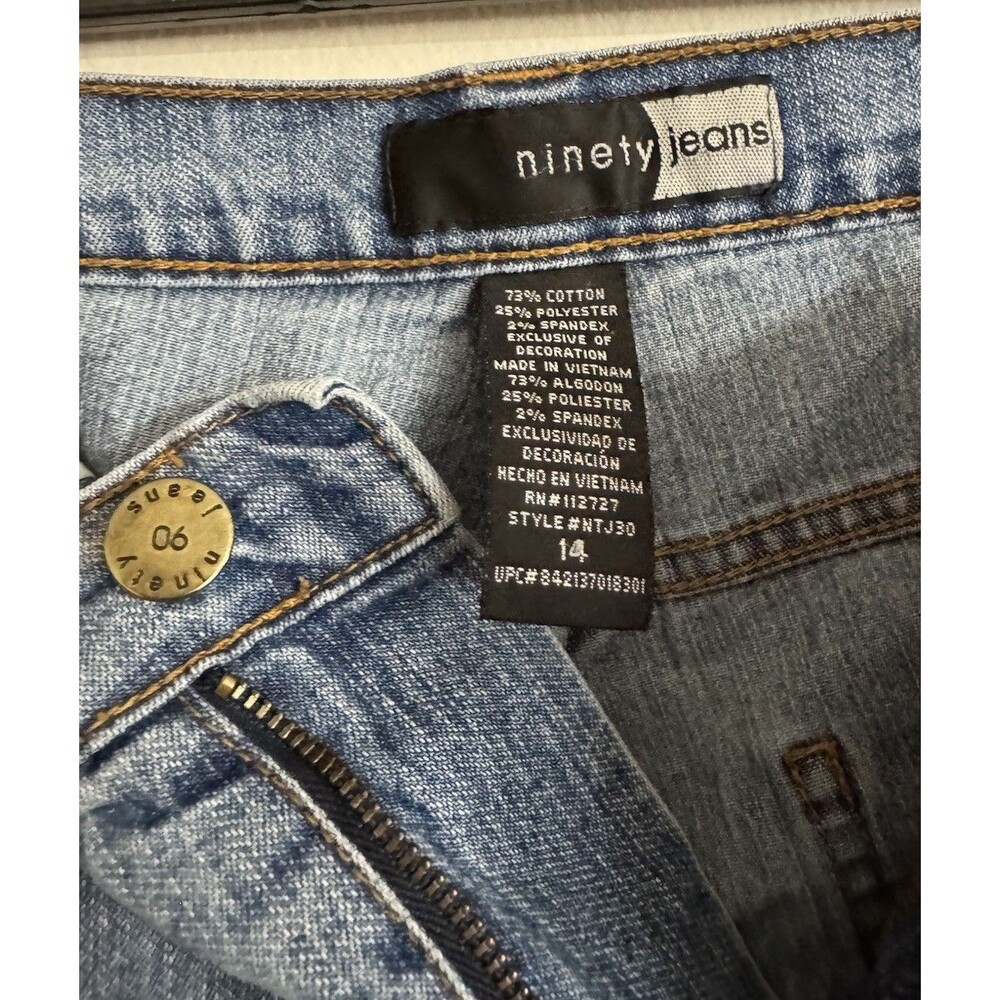 Y2K Ninety Brand Grannycore  Women’s Crop Jean Sz14 5 Pockets Embroidered  Baggy - Picture 4 of 6